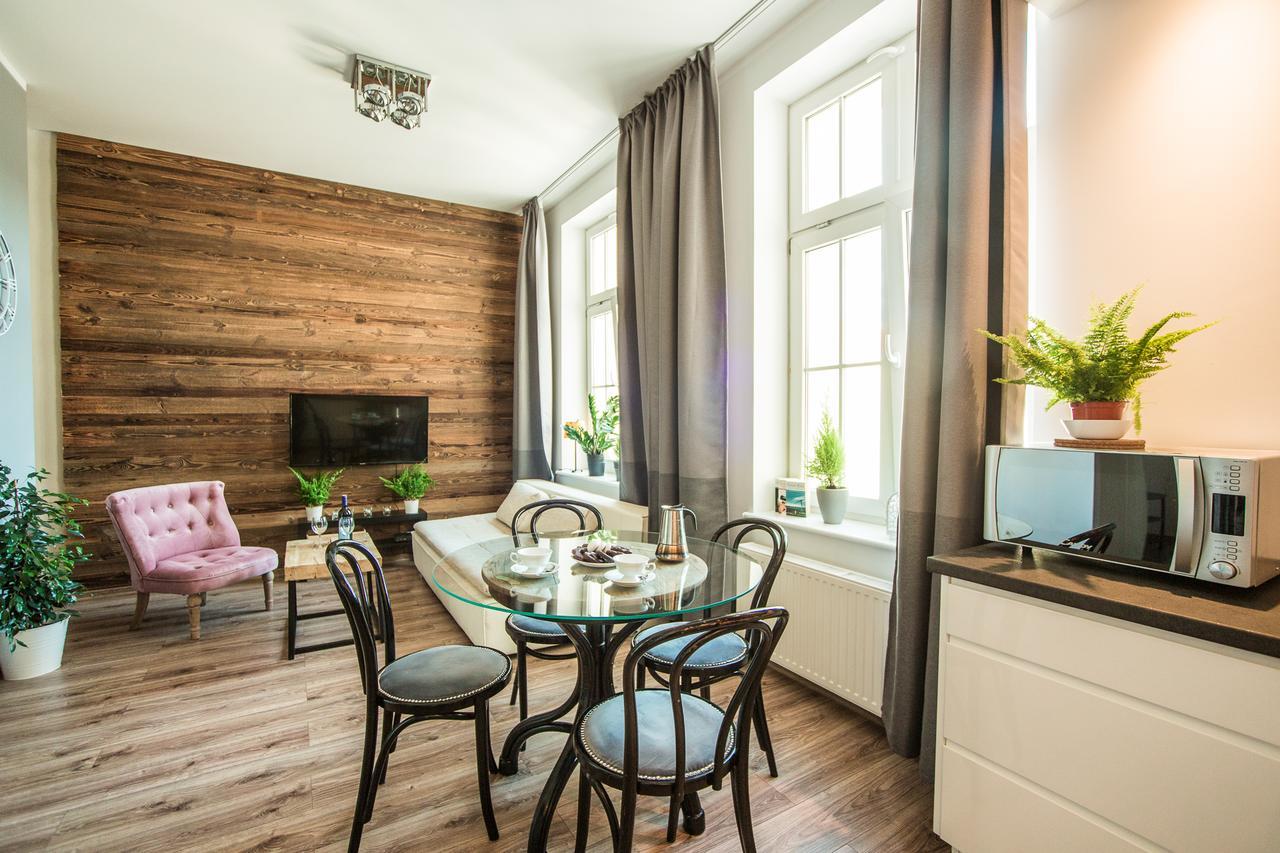 Way2Stay Apartment With Parking Torun Bagian luar foto